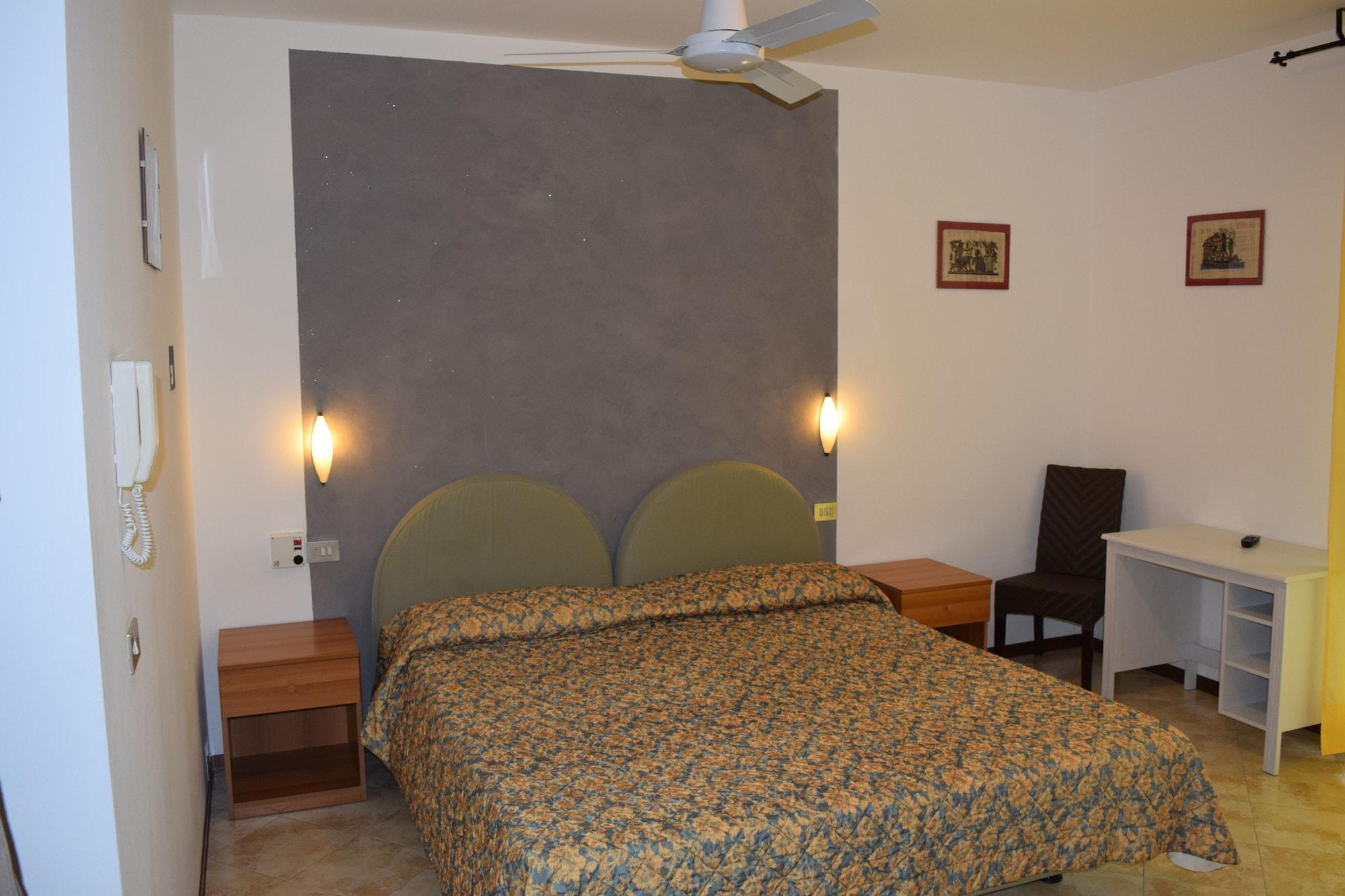 Hotel Casa Popi Malcesine Exterior photo