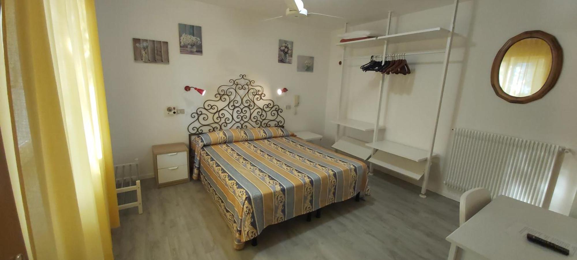 Hotel Casa Popi Malcesine Room photo